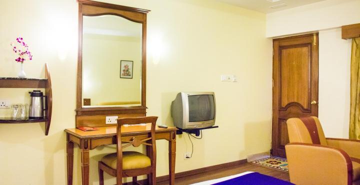 Hotel Nahar Nilgiris Ooty Exteriör bild