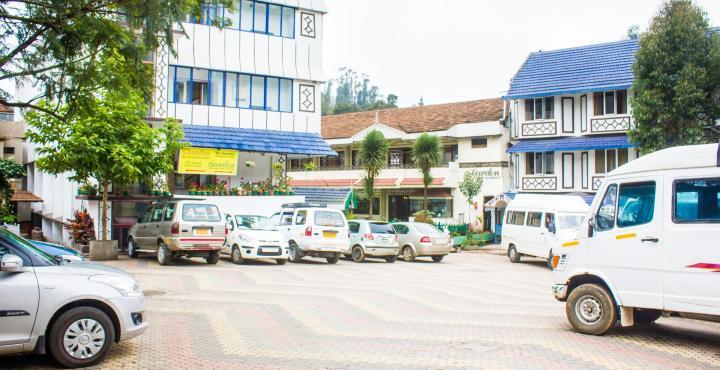 Hotel Nahar Nilgiris Ooty Exteriör bild