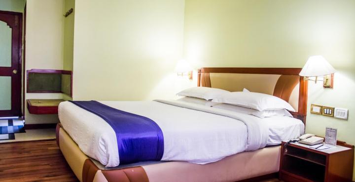 Hotel Nahar Nilgiris Ooty Exteriör bild